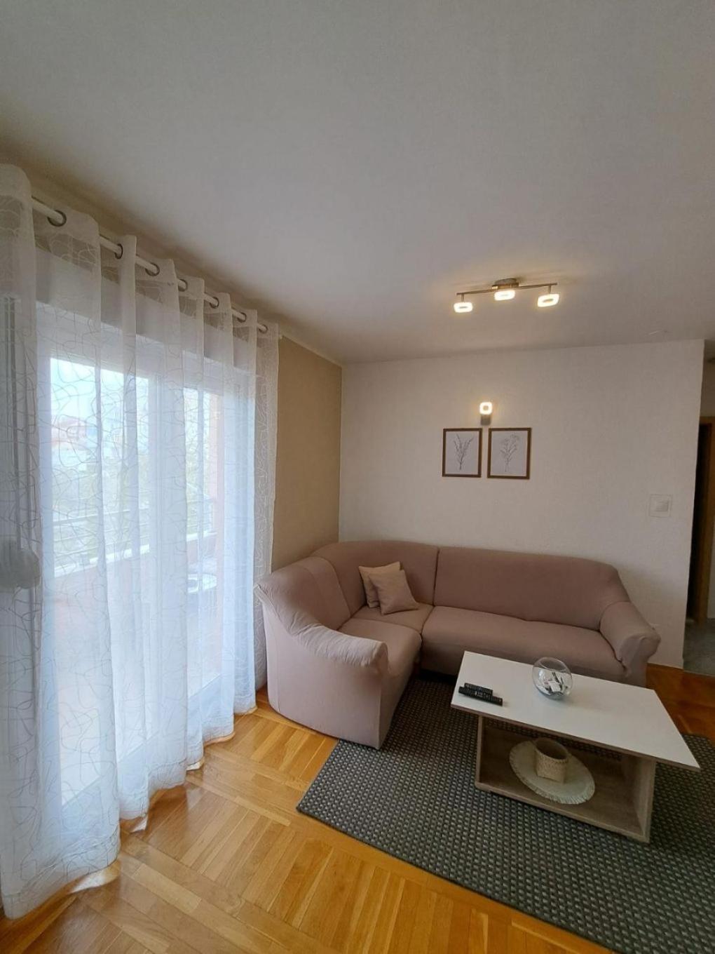 Apartment Slava - Close To The Mall Split Bagian luar foto